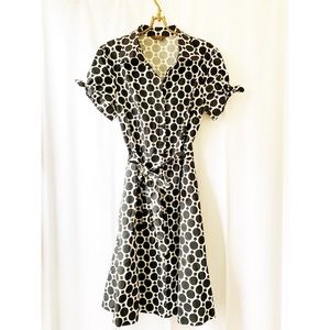 Retro black and white Jessica tie waist dress